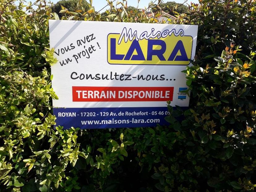 Panneau Maisons LARA terrain disponible à Royan