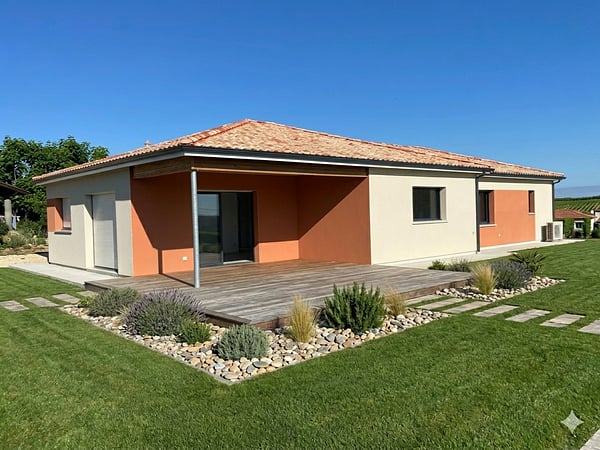 Maison 4 chambres et terrasse couverte 